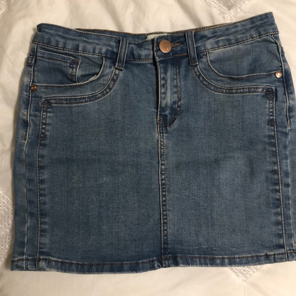 Cotton on mini jean skirt